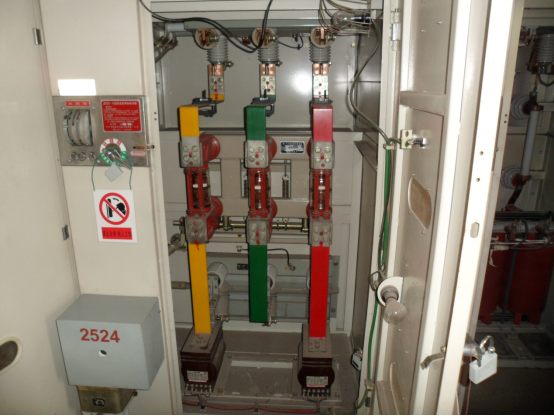 5c4fc260439f6.png blob.png